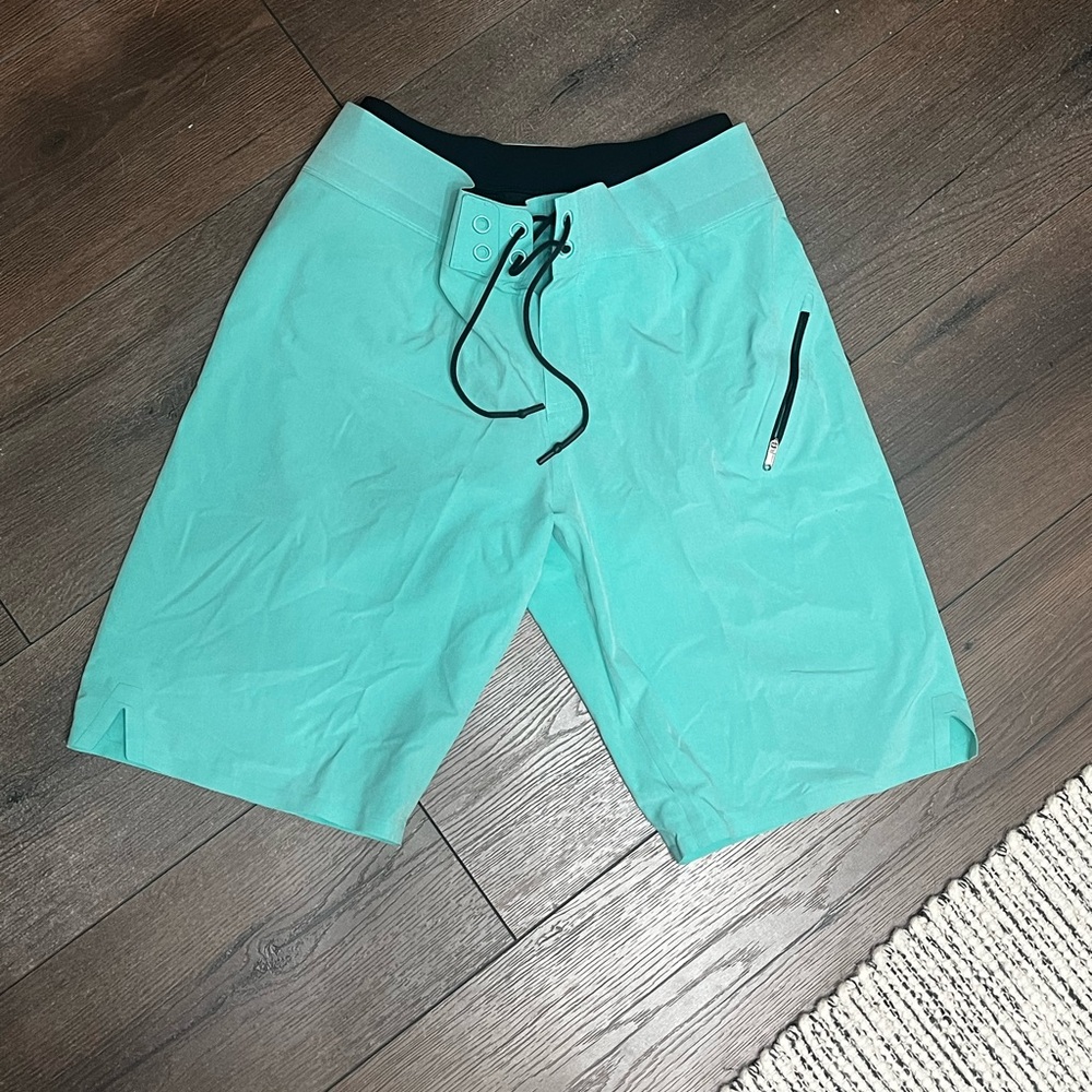 Lululemon board shorts